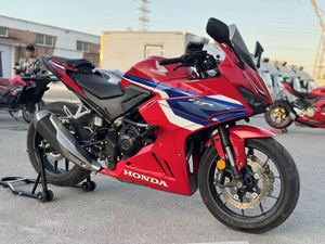 二手本田CBR400R