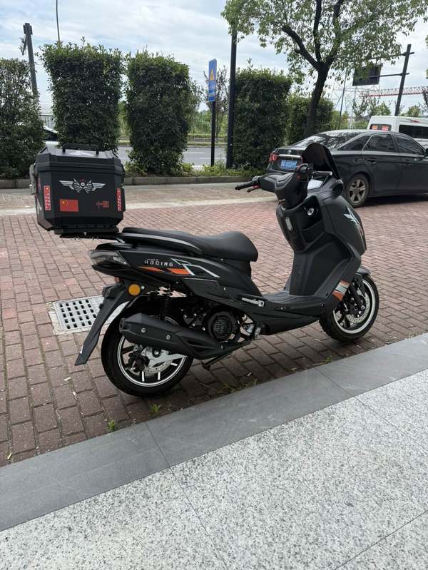 二手望雅猛士一代150