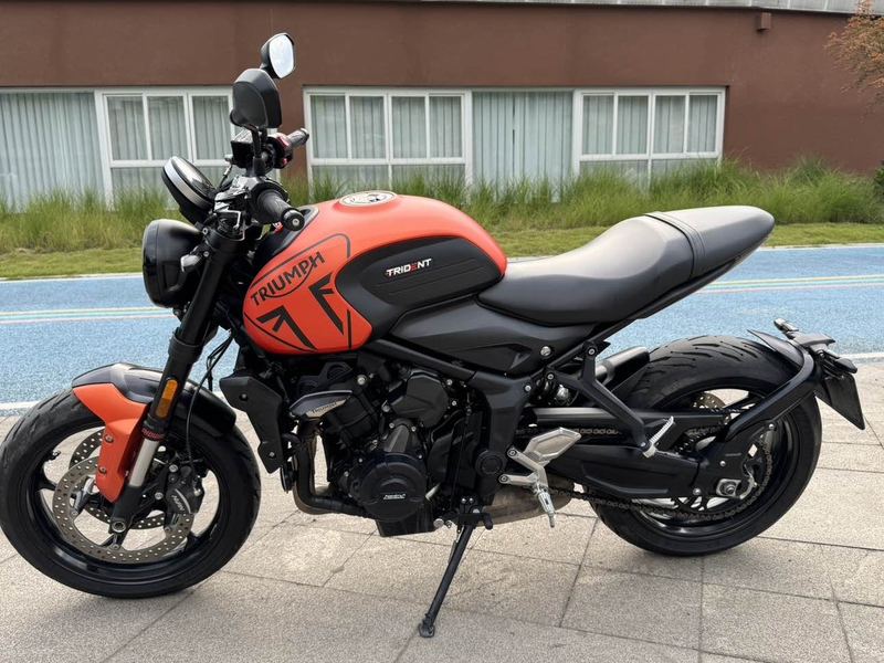 二手凯旋Trident 660