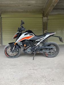 二手KTMR2R390 Duke