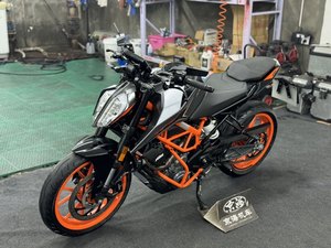 二手KTMR2R390 Duke