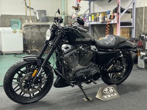 二手哈雷戴维森ROADSTER 路锋 