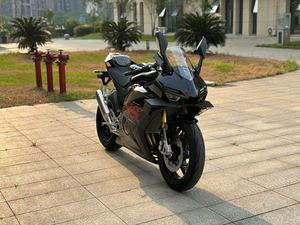 二手张雪机车500RR
