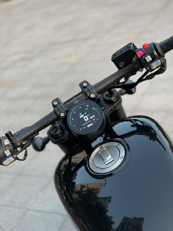 二手QJMOTOR闪350