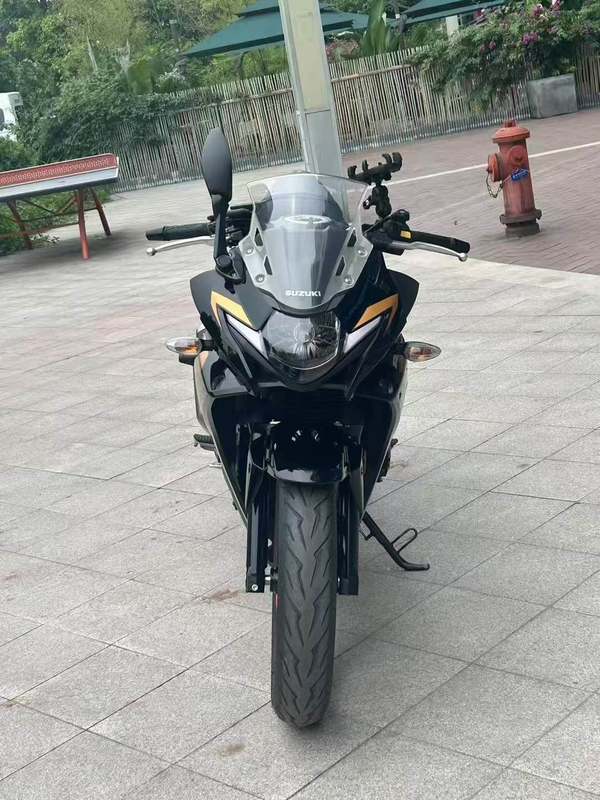 二手豪爵铃木GSX250R