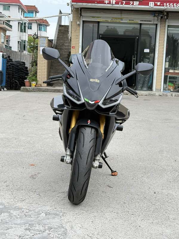 二手阿普利亚RSV4