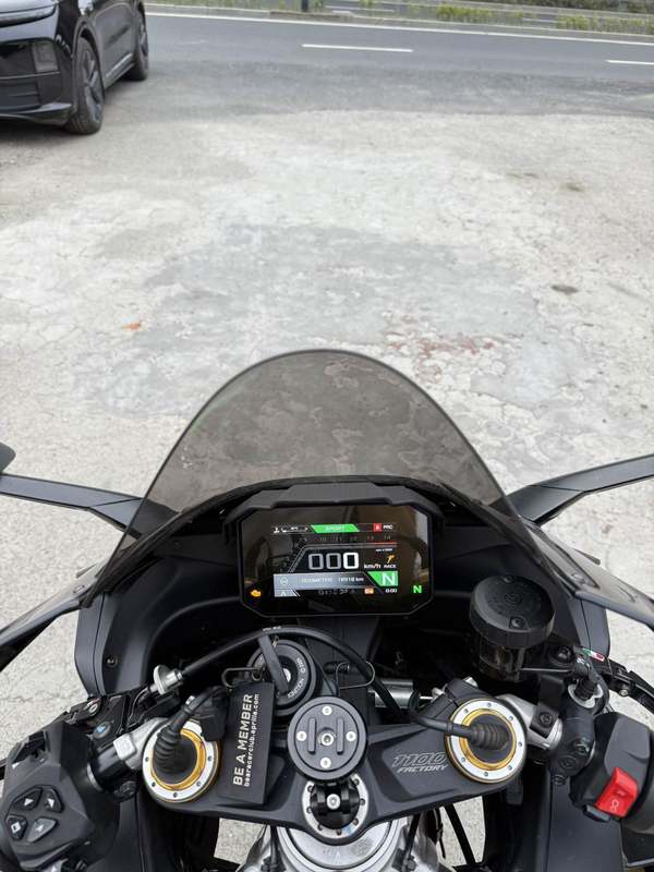 二手阿普利亚RSV4