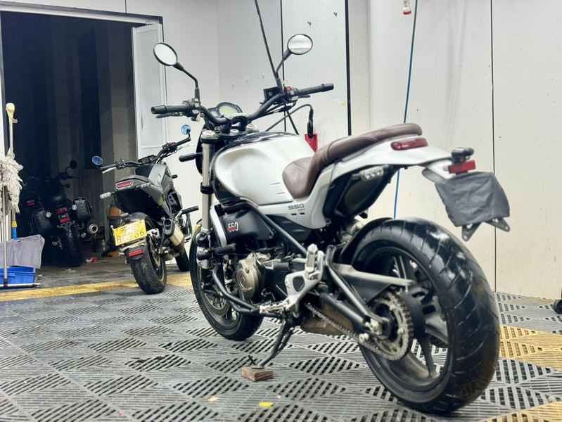 二手QJMOTOR逸550