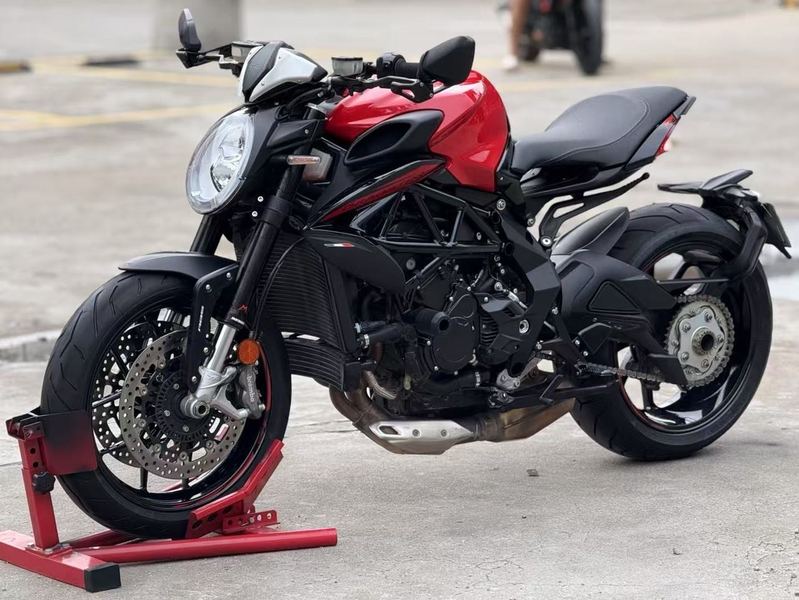 二手奥古斯塔Dragster 800