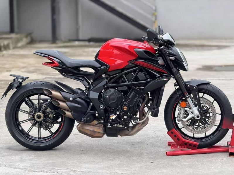 二手奥古斯塔Dragster 800
