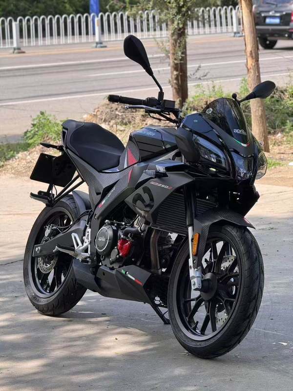 二手宗申阿普利亚GPR250S