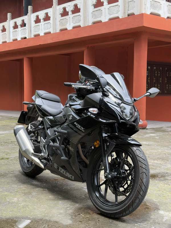 二手豪爵铃木GSX250R