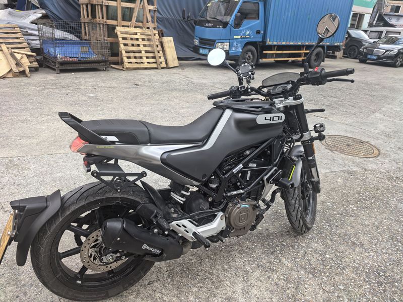 二手HUSQVARNA黑箭 401