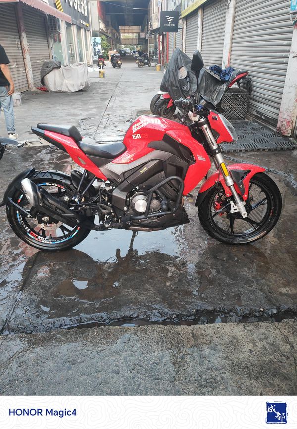 二手贝纳利小迅龙 BN150S