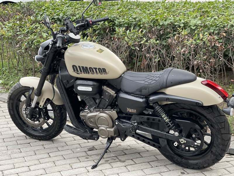 二手QJMOTOR闪300