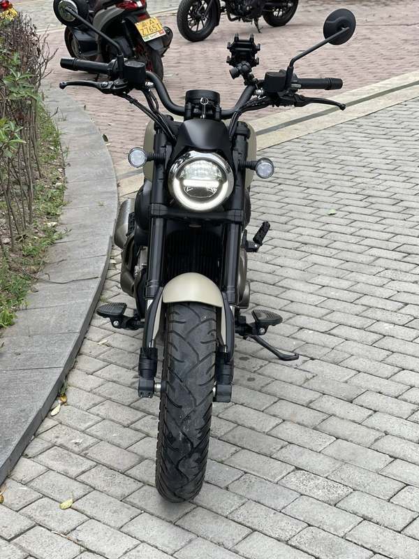 二手QJMOTOR闪300