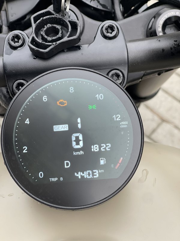 二手QJMOTOR闪300