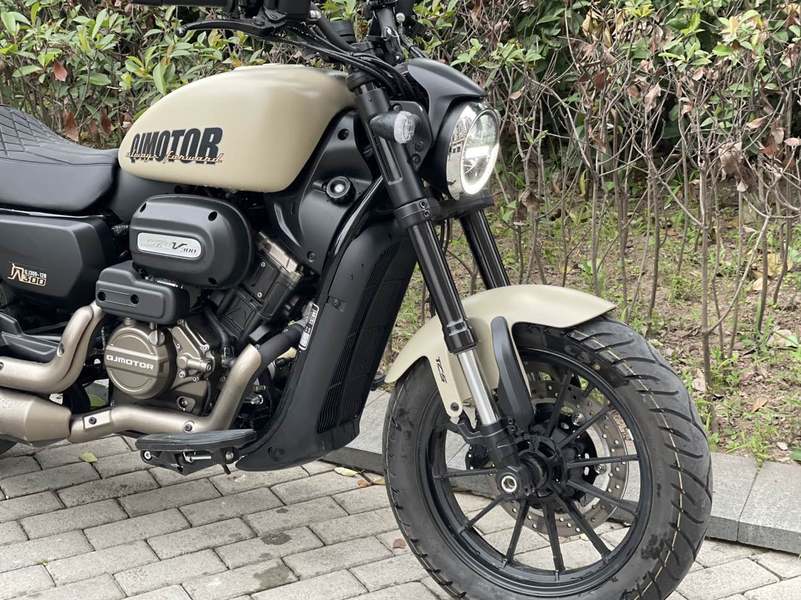 二手QJMOTOR闪300