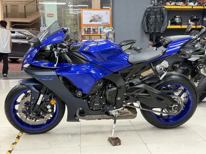 二手雅马哈YZF-R1