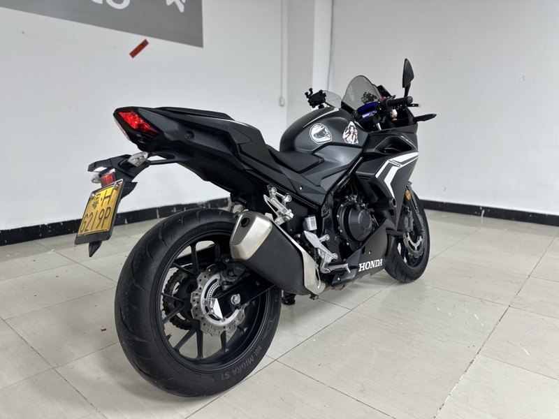 二手本田CBR400R