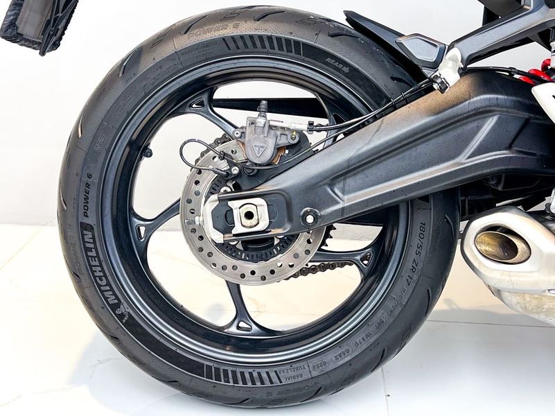 二手凯旋Daytona 660