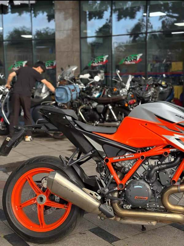 二手KTMR2R1290 Super Duke
