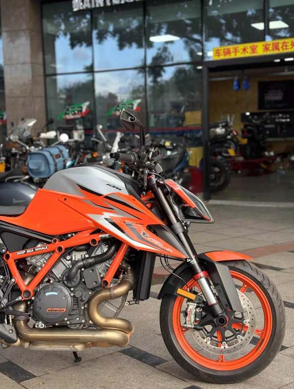 二手KTMR2R1290 Super Duke
