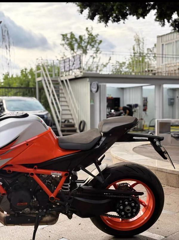 二手KTMR2R1290 Super Duke