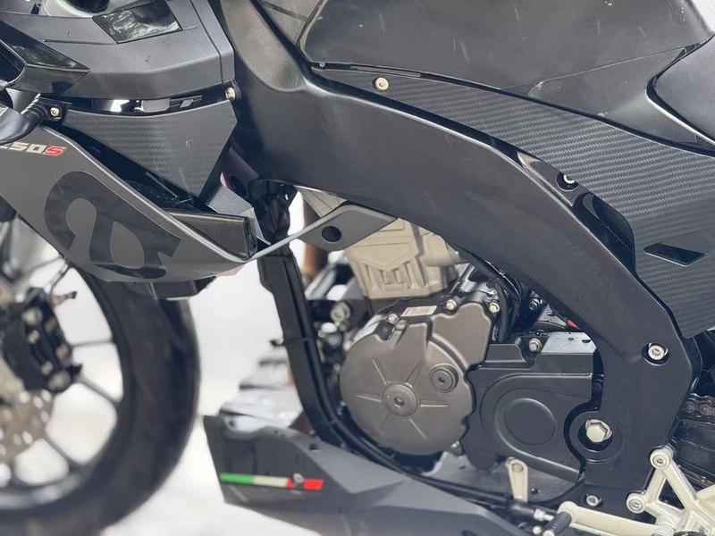 二手宗申阿普利亚GPR250S