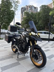 二手贝纳利TRK702