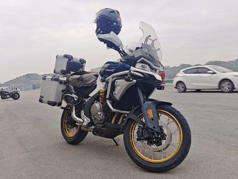二手春风700MT