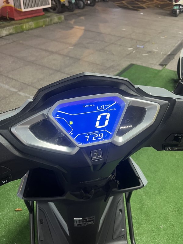 二手五羊本田NX125