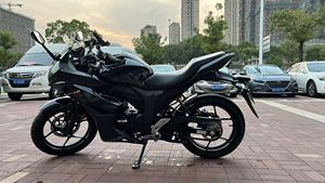 二手济南铃木极客飒 Gixxer 155 NK