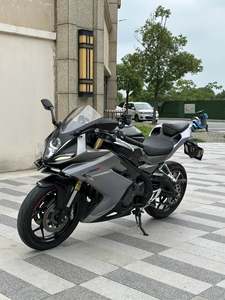 二手贝纳利龙卷风 Tornado 302R