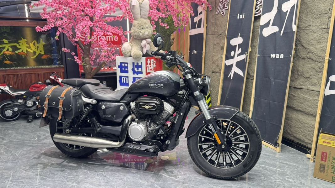 二手奔达Rock300 灰石