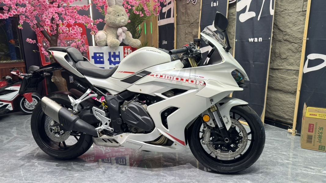 二手QJMOTOR赛600