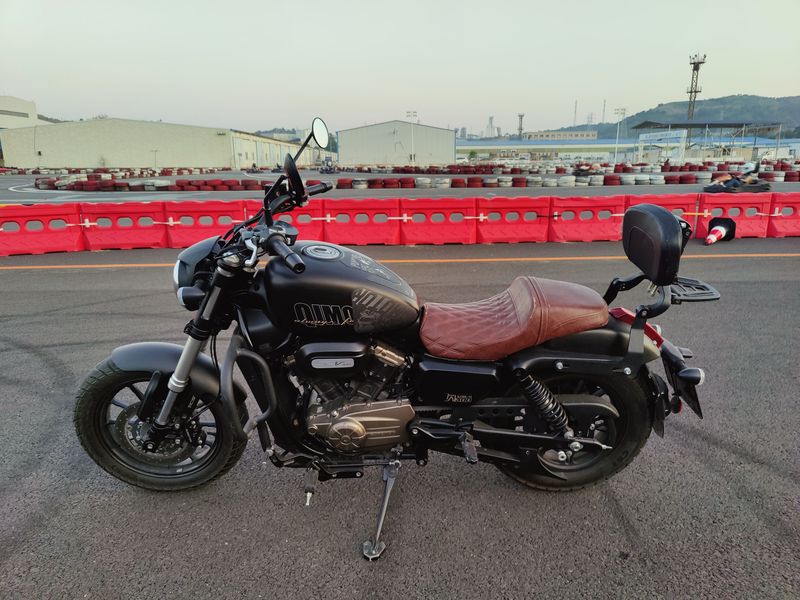二手QJMOTOR闪300