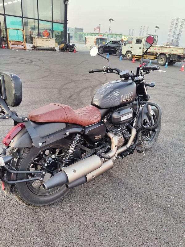 二手QJMOTOR闪300