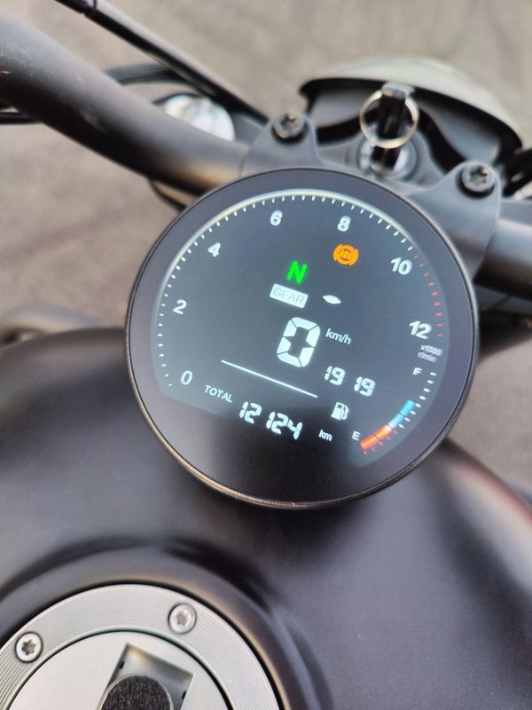 二手QJMOTOR闪300
