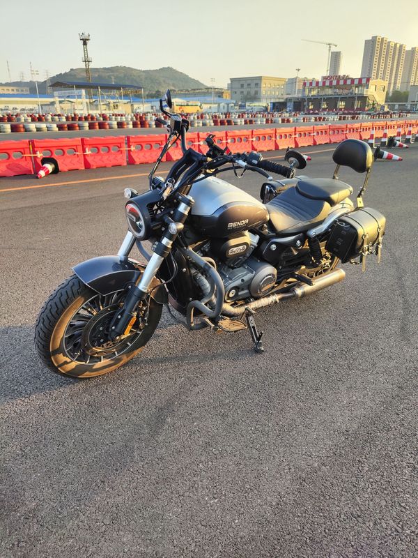 二手奔达Rock300 灰石