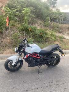 二手贝纳利蓝宝龙BJ300GS