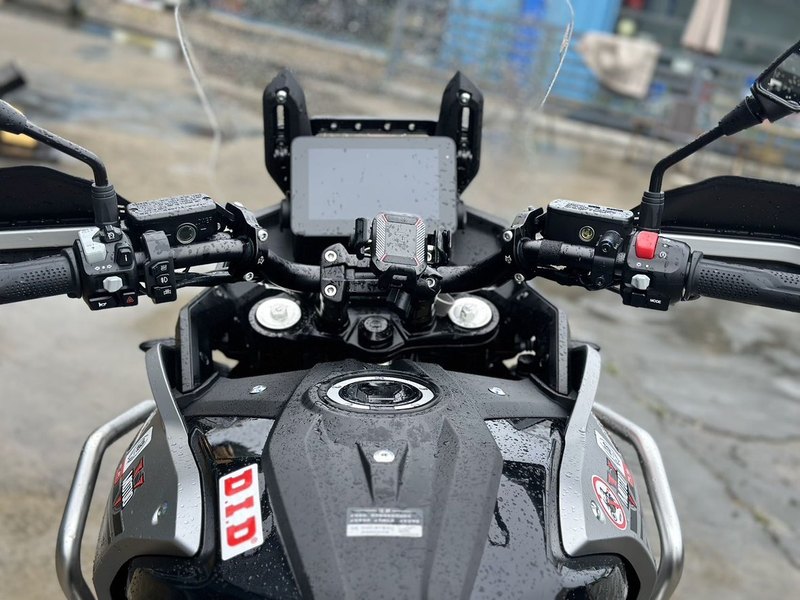 二手高金Hawk1000
