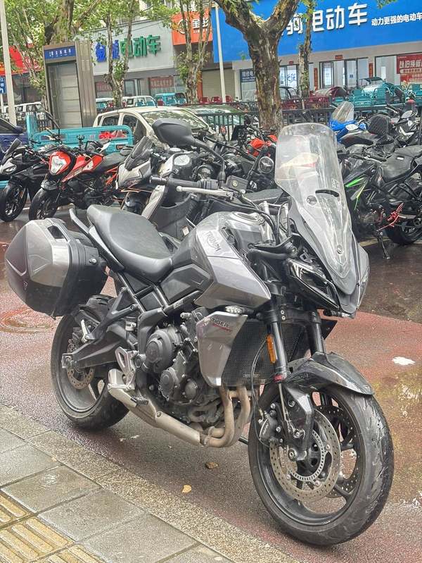 二手凯旋Tiger Sport 660