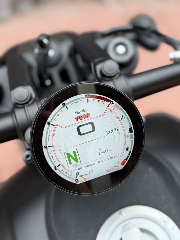 二手QJMOTOR闪600