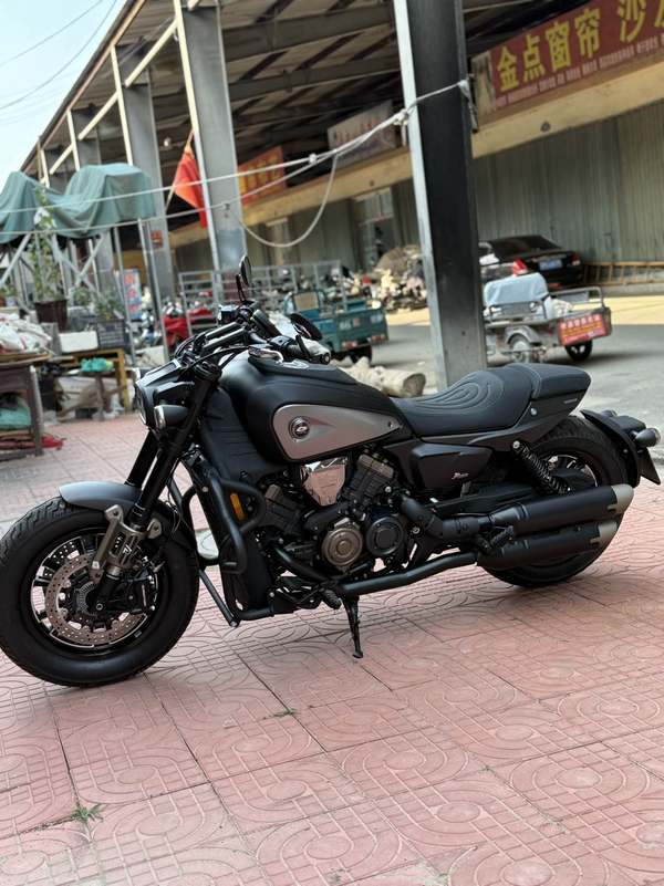 二手QJMOTOR闪600