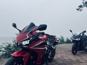 二手本田CBR400R