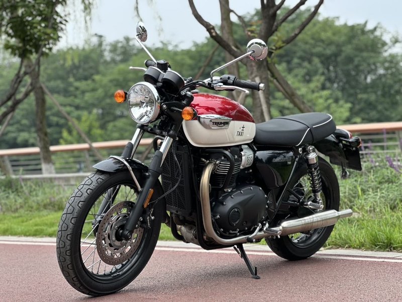 二手凯旋Bonneville T100