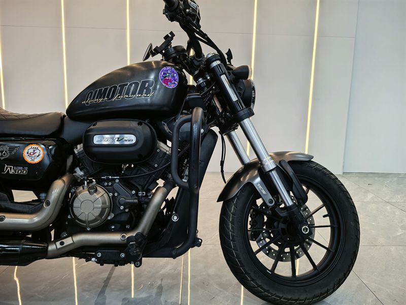 二手QJMOTOR闪300