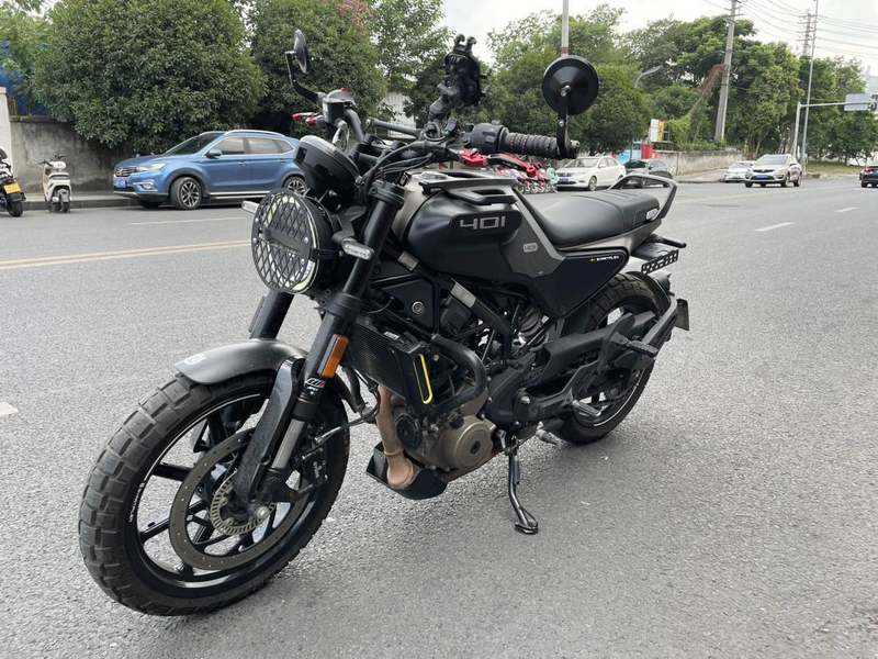 二手HUSQVARNA黑箭 401