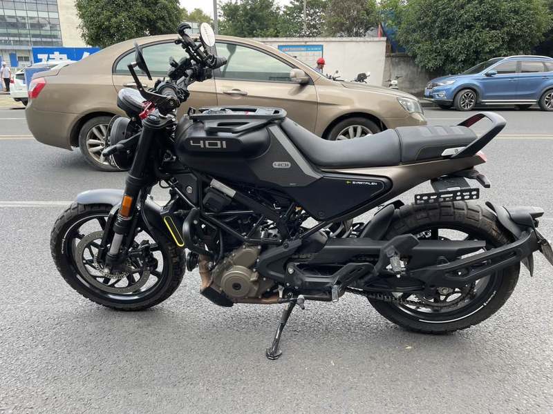 二手HUSQVARNA黑箭 401